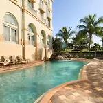 Hilton Naples 
